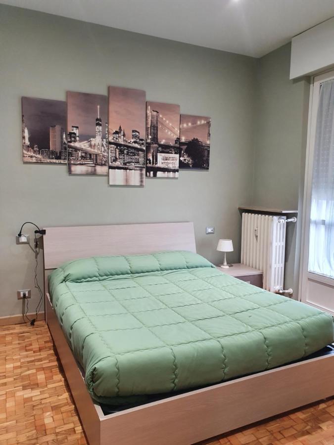 Pellico Stylish Apartments Cuneo Bagian luar foto